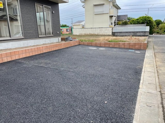 上里町勅使河原第16（全1棟）1号棟の駐車場|カースペースがあります