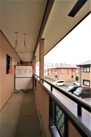 グリーンコーポ浪打【キャッシュバック対象物件】のバルコニー|暖かな日差しのふりそそぐバルコニー