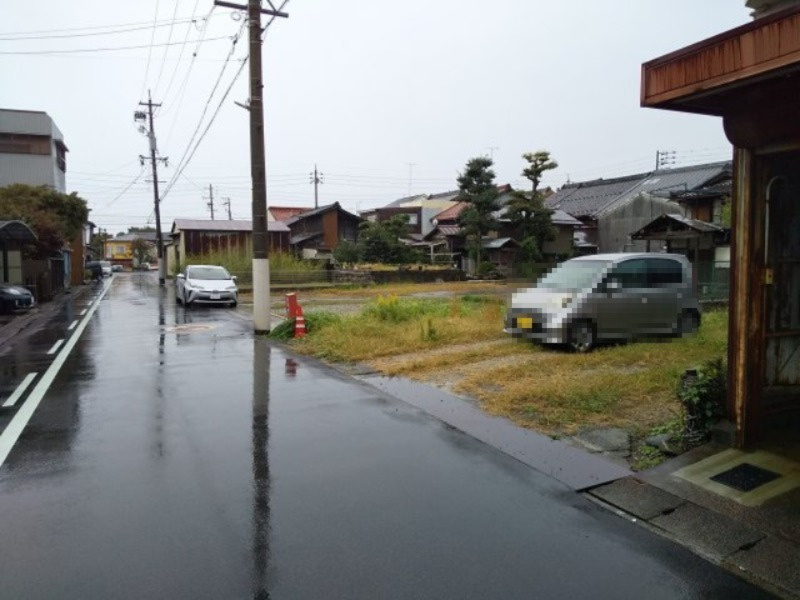 ５５８２８　大垣市寺内町土地の前面道路含む現地写真
