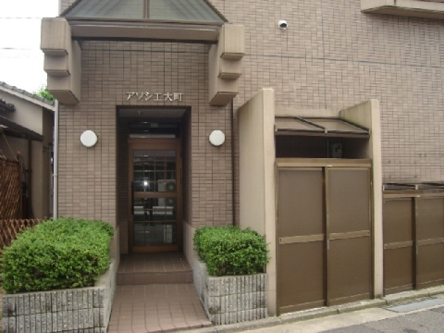 アソシエ大町のエントランス