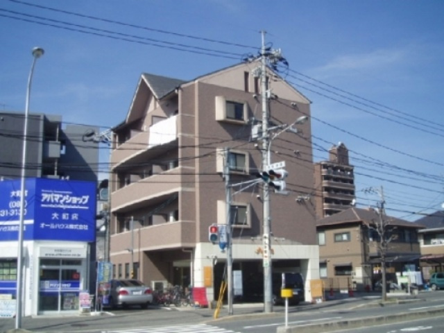 アソシエ大町の外観