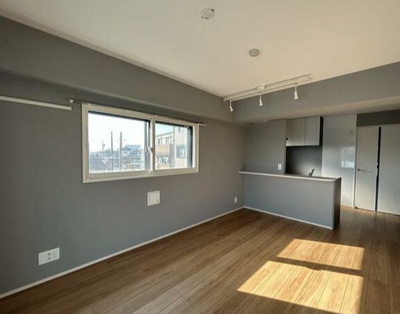 【居間・リビング】 | ＵＬＹＳＳＥＳ | 別室参考画像