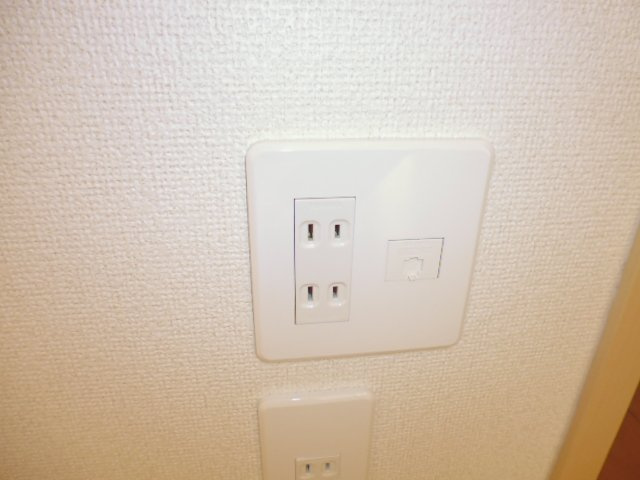 ヴィラージュ弐番館の設備|電話モジュラー
