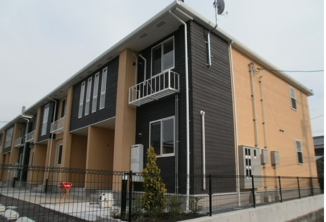 ヴィラージュ弐番館の外観