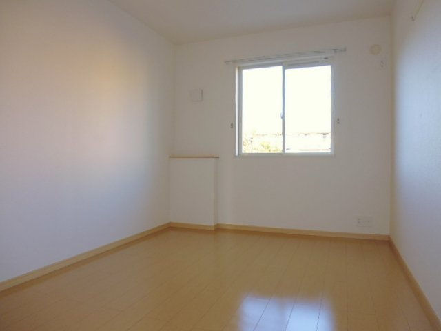 ヴィラージュ弐番館の寝室