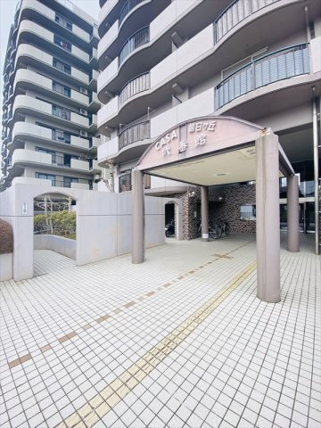 カーサ朝日ヶ丘2番館のエントランス