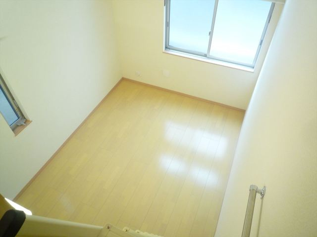 ルシェリア新丸子の居間・リビング