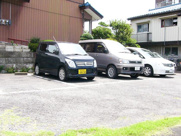 リーヴァメゾン駐車場の画像