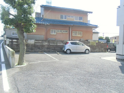 【駐車場】 | リーヴァメゾン駐車場