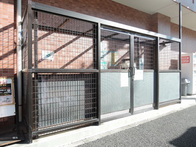 【その他共用部分】 | ダイアパレス横浜阪東橋 | ゴミ置場です。