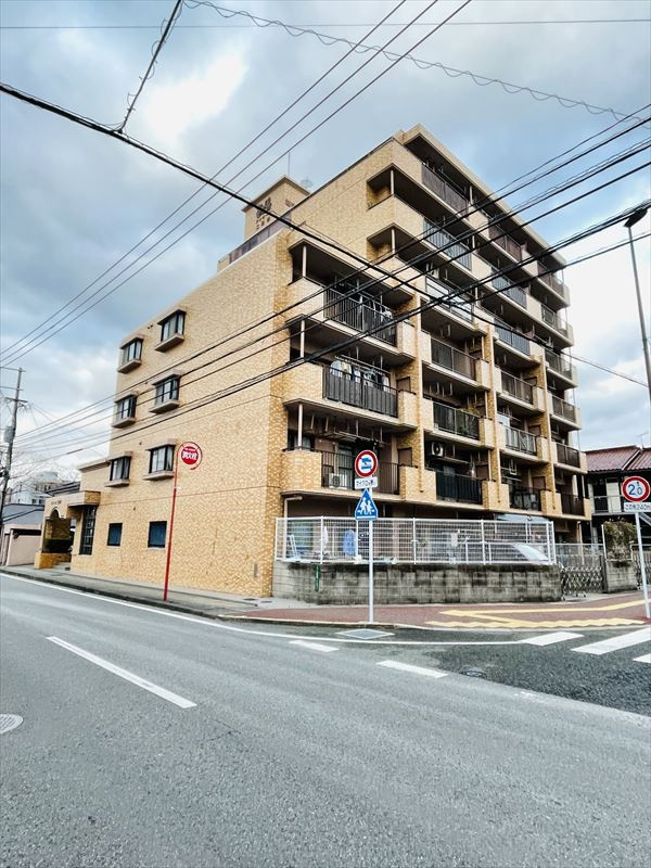 アンピール二日市