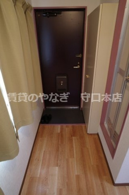 【玄関】 | ロイヤルオークス滝井