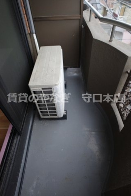 【バルコニー】 | ロイヤルオークス滝井