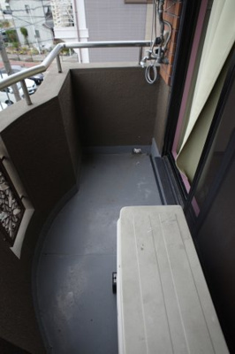 【バルコニー】 | ロイヤルオークス滝井