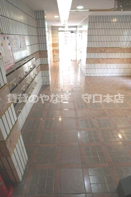 【エントランス】 | ロイヤルオークス滝井