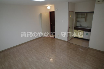 【洋室】 | ロイヤルオークス滝井