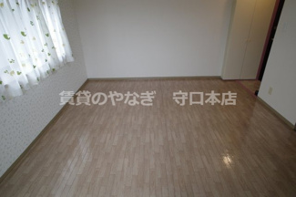 【洋室】 | ロイヤルオークス滝井