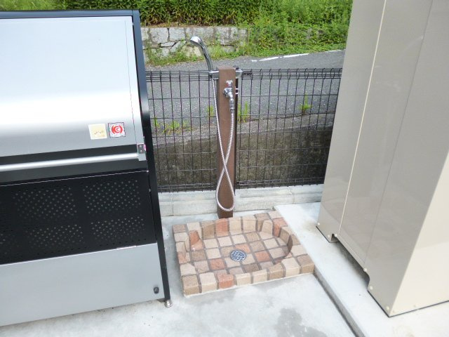 倉敷市真備町箭田のアパートのその他共用部分|ペット足洗い場