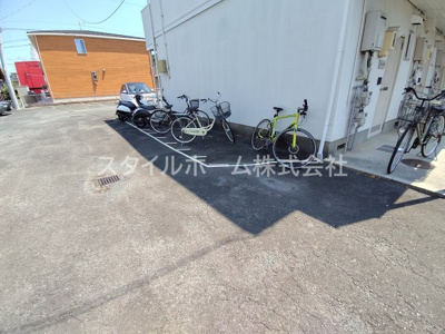 【駐車場】 | サンコーポ山田　E | 駐車場があります