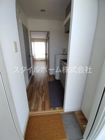 【玄関】 | サンコーポ山田　E | 別部屋写真です。