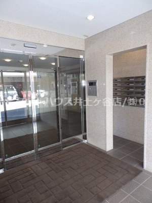 【エントランス】 | メゾンK