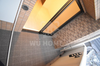 【バルコニー】 | Luxe新大阪南 | 外からの目が気にならないバルコニーで洗濯物が干せます