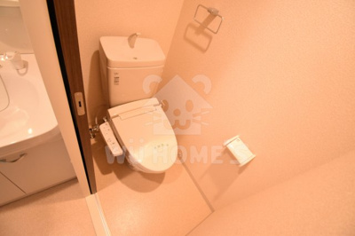 【トイレ】 | Luxe新大阪南 | アメリカンセパレートのトイレです