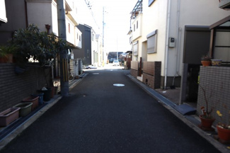 【前面道路含む現地写真】