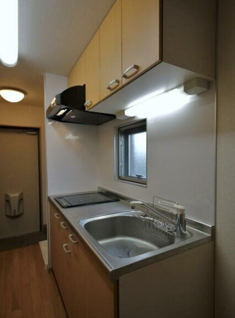 イーストープ美好町のキッチン