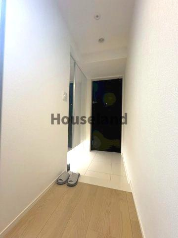 シャルマンフジ和歌山駅前グランピークの玄関