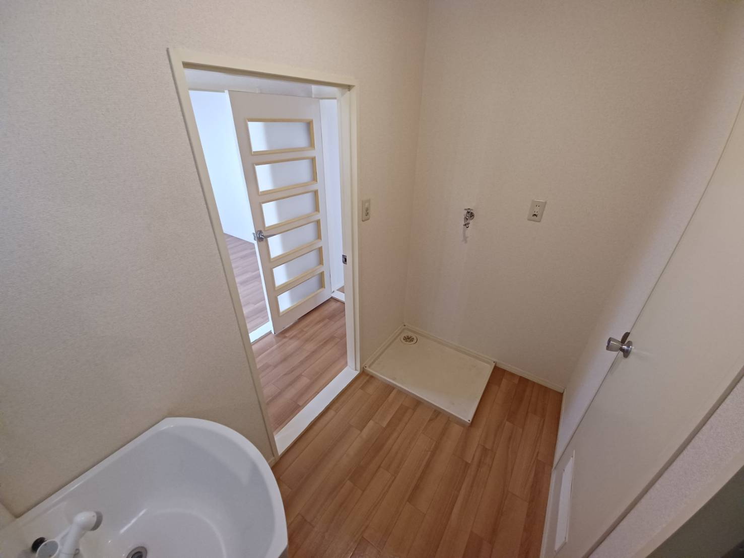 グリーンズホリデイBの内装|退去前の為、同じ物件内のお部屋の参考画像となります。