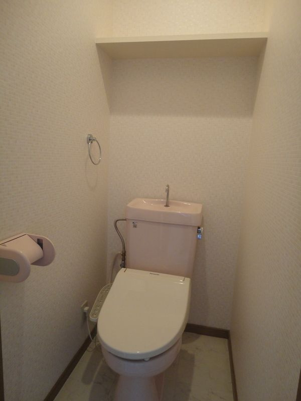 アメニティⅡのトイレ|快適な温水洗浄便座トイレです