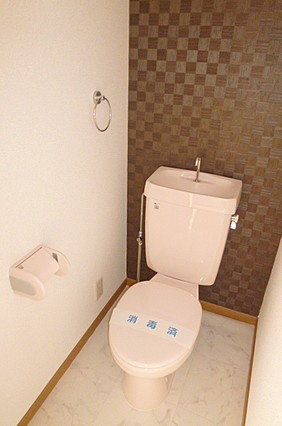 アメニティⅡのトイレ|快適な温水洗浄便座トイレです
