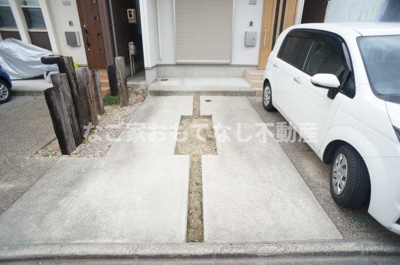 【駐車場】 | ディアタウン木津根