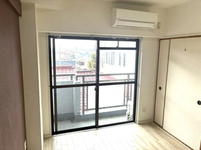 【洋室】 | 鳩ヶ谷ヒルズ