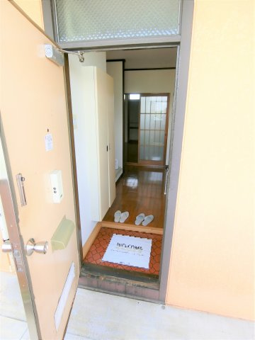 シティハイムアサノＢの玄関