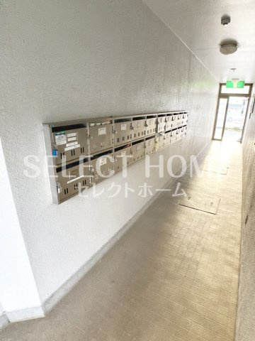【エントランス】 | ニュー幸田プラザ | 建物の内部です