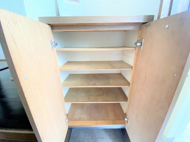 半田コーポＡ棟B棟の収納