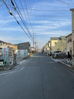 【前面道路含む現地写真】