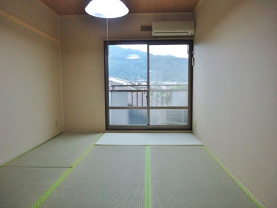 【寝室】 | パナハイツ山三 | 和室6帖