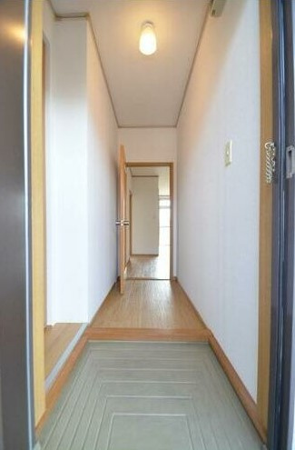 エステートピア桃林丘の玄関