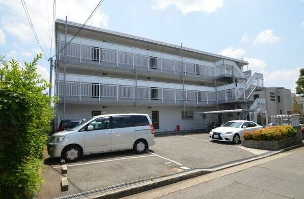 エステートピア桃林丘の外観