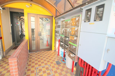 【エントランス】 | キャロル豊中駅前