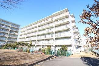 【外観】 | 最寄駅から平坦徒歩7分の好立地に建つマンション外観です！全130戸のビックコミュニティ！