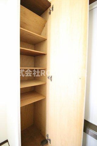 メイプルコート広原の収納|便利な収納スペースです