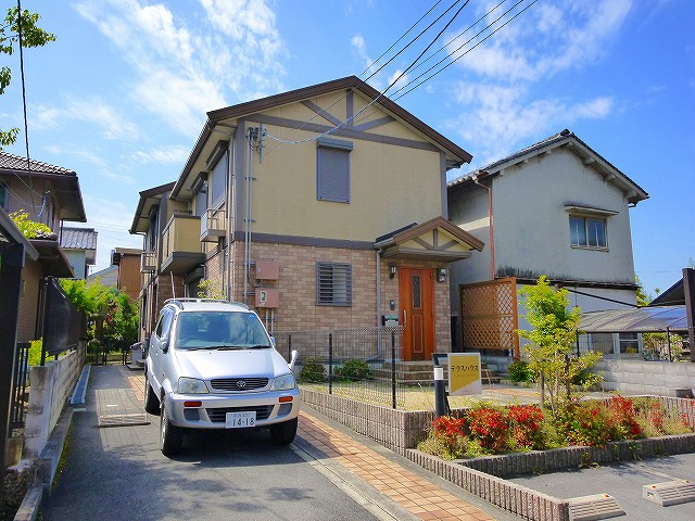 吉村テラスハウス（後藤町）の外観