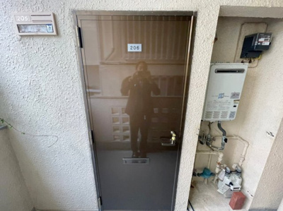 【玄関】 | コーポ若葉 | ※退去前の為、別部屋の写真を掲載しております。