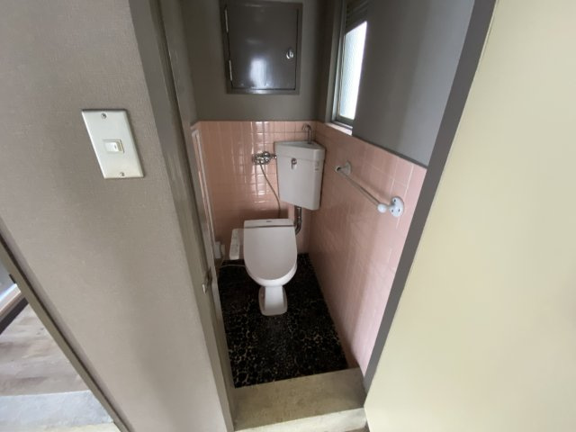 K-BLDG三篠のトイレ|落ち着いたトイレです