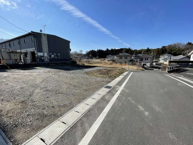 青木斧戸線沿い借地の外観