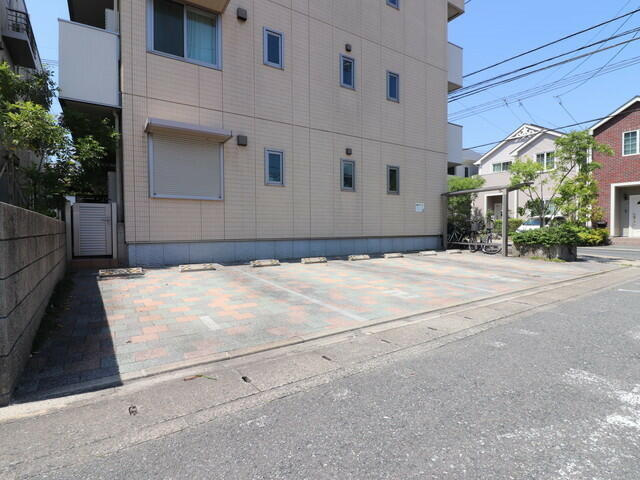 【駐車場】 | ルシオ高宮 | 駐車場